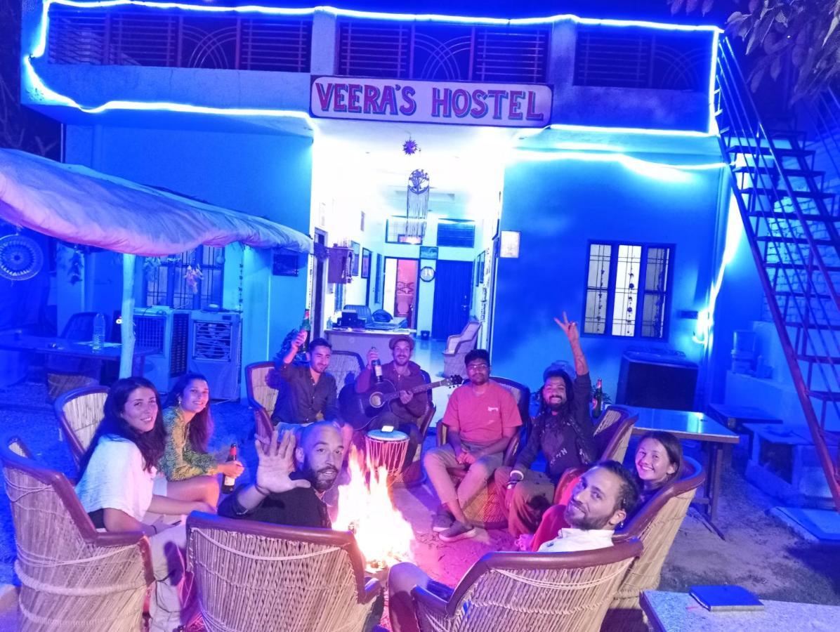 Veera'S Hostel Пушкар Экстерьер фото